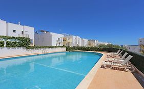 Quinta Dos Pinheiros Apartments